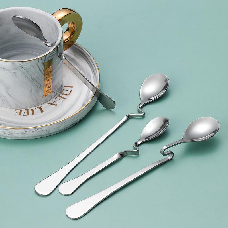 S-Shaped Twisted Handle Hangin - Bar Spoon Twisted recension och pris