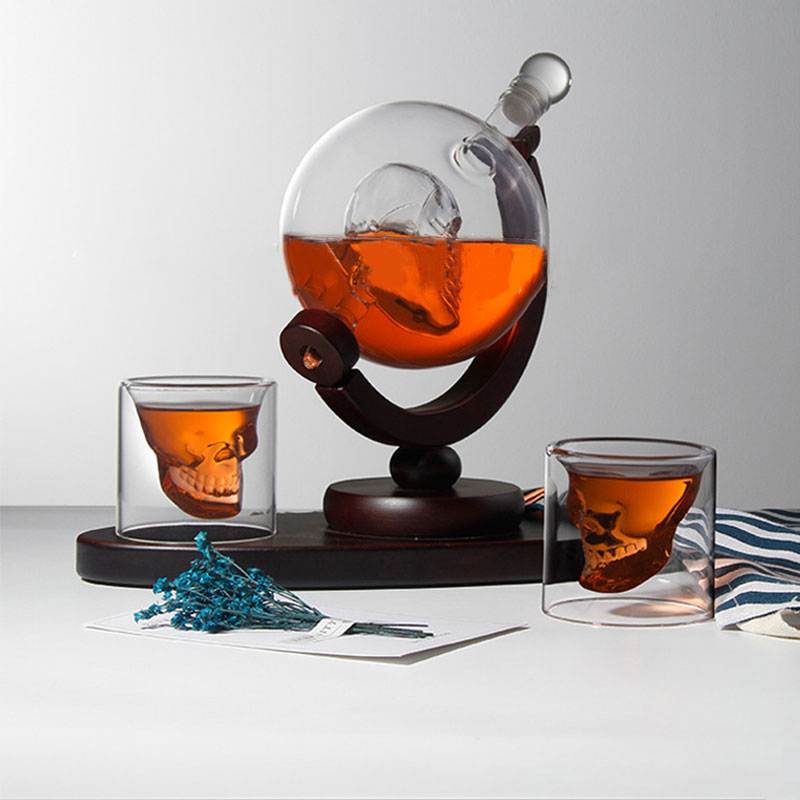 Skull Globe Whiskey Decanter S - Decanter Globe Set recension och pris